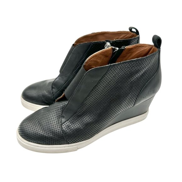 Linea Paolo Wedge Sneaker Womens Size 8M Black Perforated Leather Side Zip - Picture 4 of 11